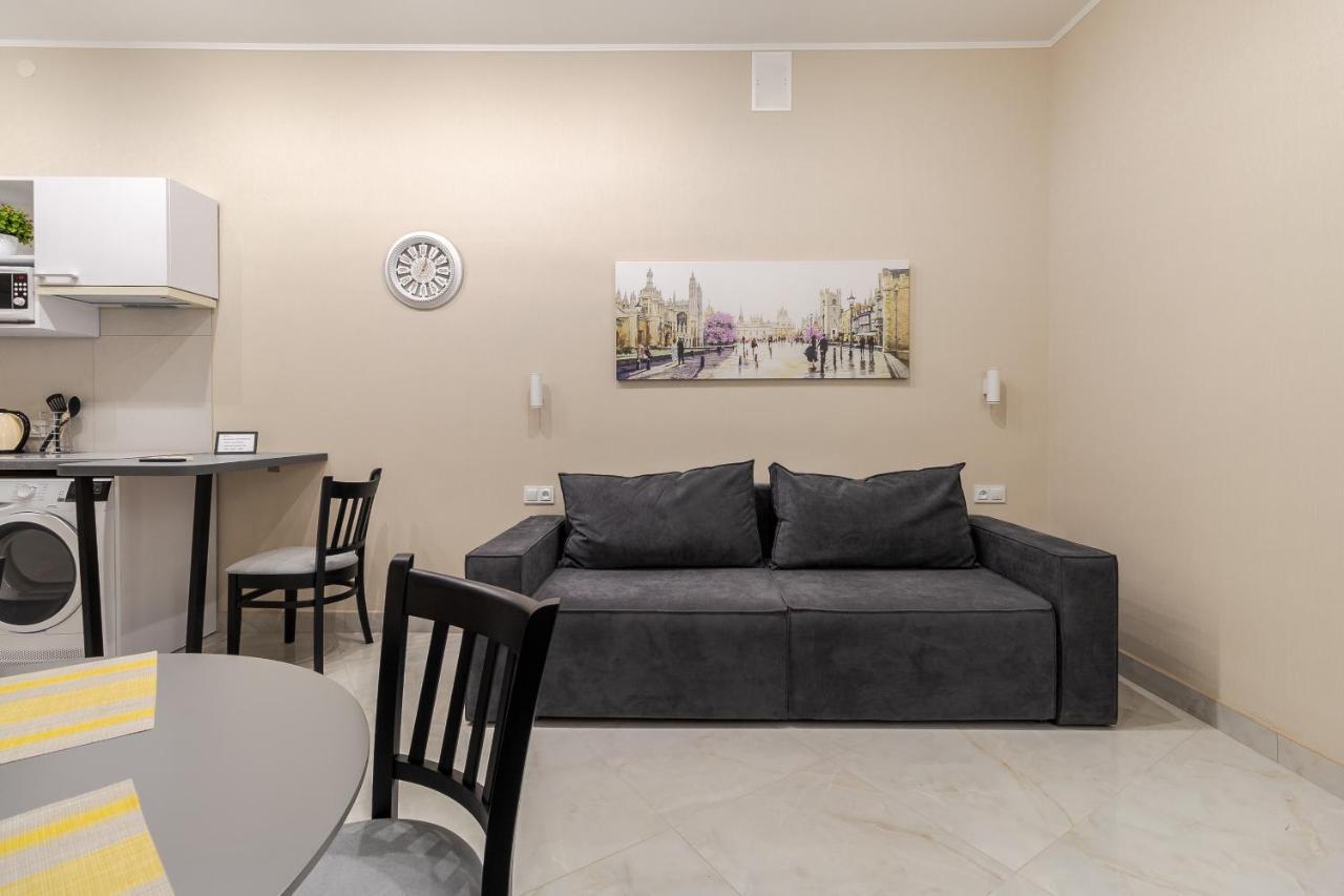 Luxury Flat In Downtown 2 Apartment Lviv Ngoại thất bức ảnh